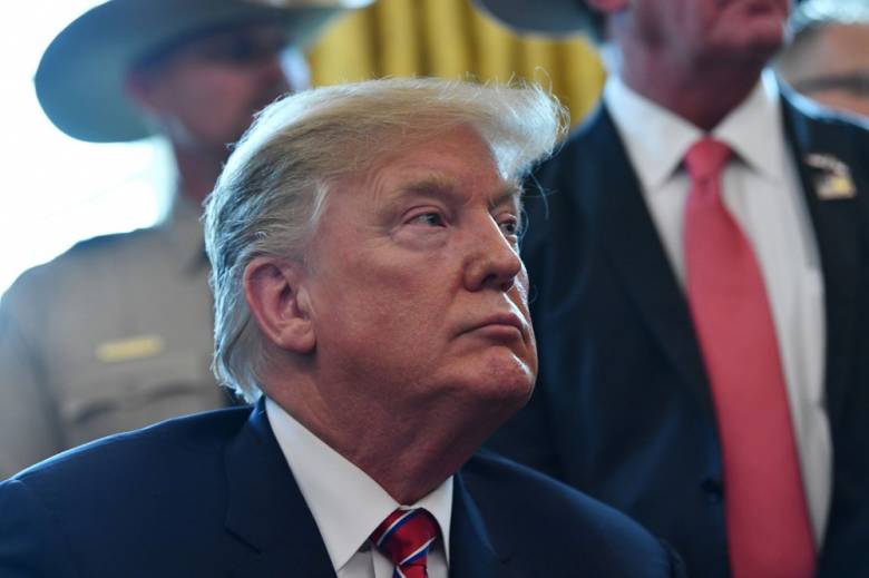 Belajar Golput dari Kemenangan Donald Trump